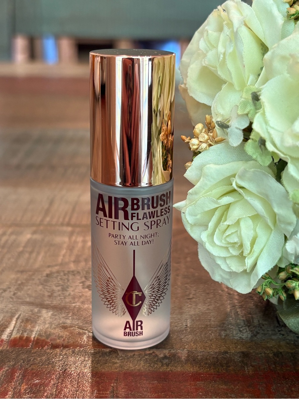NEW Charlotte Tilbury AIRBRUSH Flawless SETTING SPRAY!